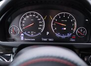 BMW X5 SUV / Terénní 4,4 l 423 kw