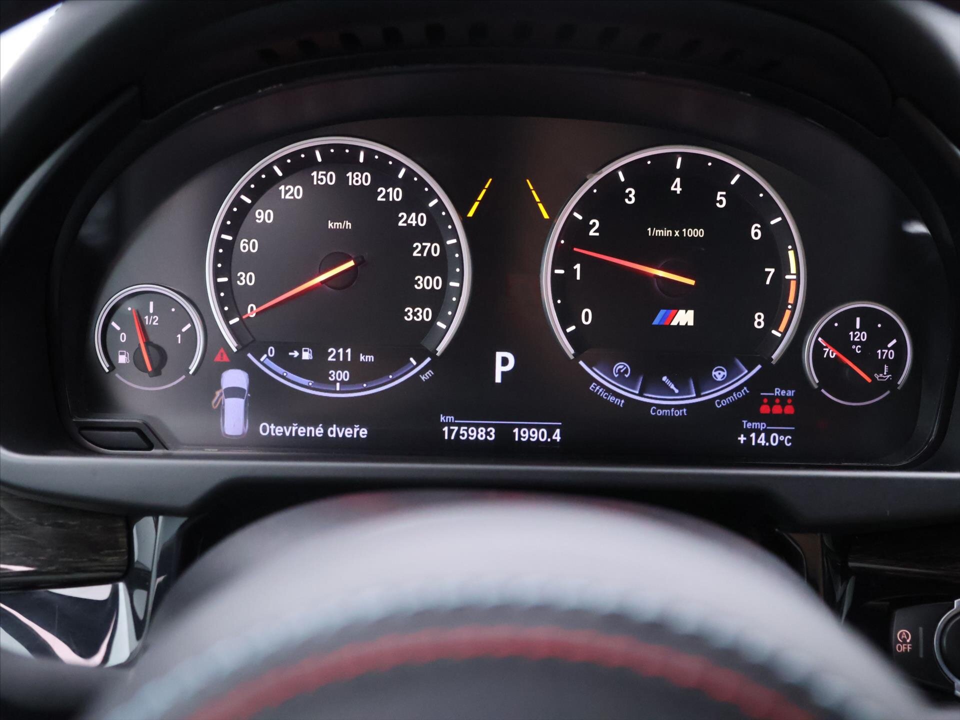 BMW X5 SUV / Terénní 4,4 l 423 kw