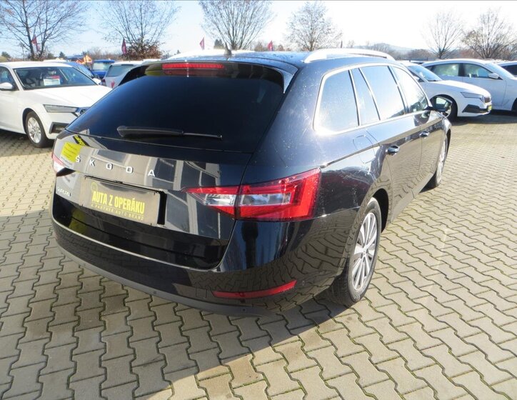 Škoda Superb Kombi 2,0 l 110 kw
