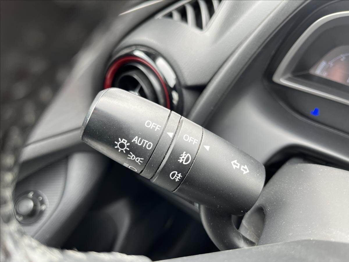 Mazda CX-3 Kombi 1,5 l 77 kw