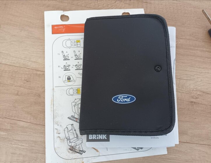 Ford Tourneo Custom VAN / Minibus 2,0 l 96 kw