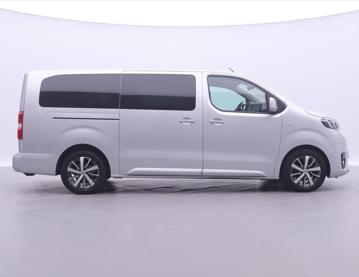Toyota ProAce 8
