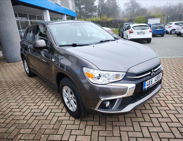 Mitsubishi ASX SUV / Terénní 1,6 l 86 kw