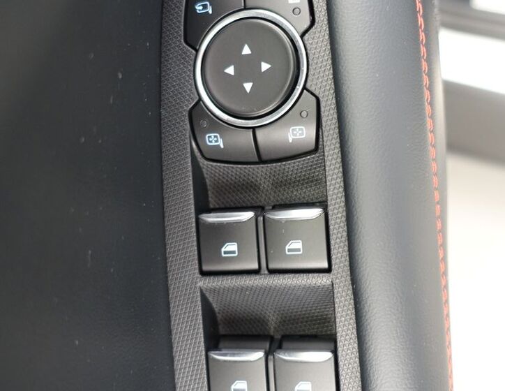 Ford Mustang Mach-E 25