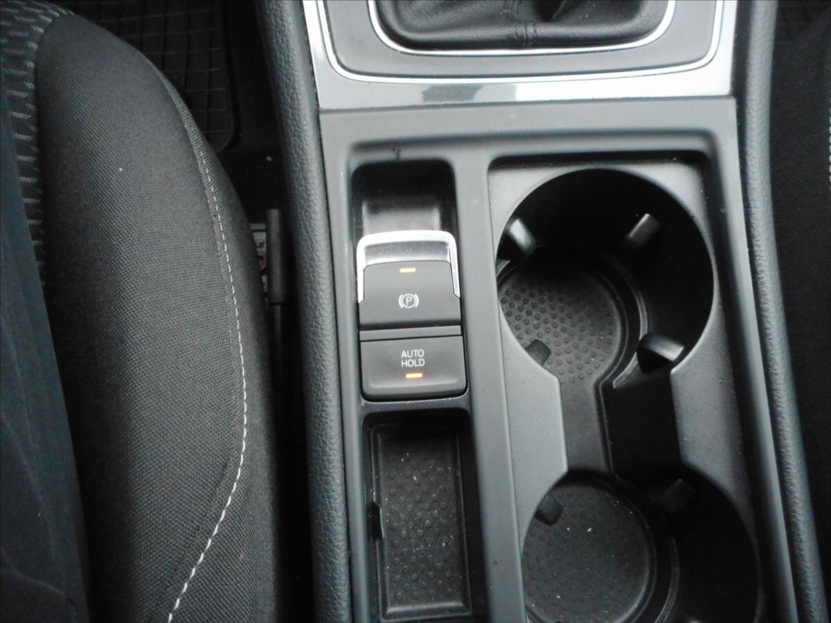 Volkswagen Golf Hatchback 1,6 l 85 kw