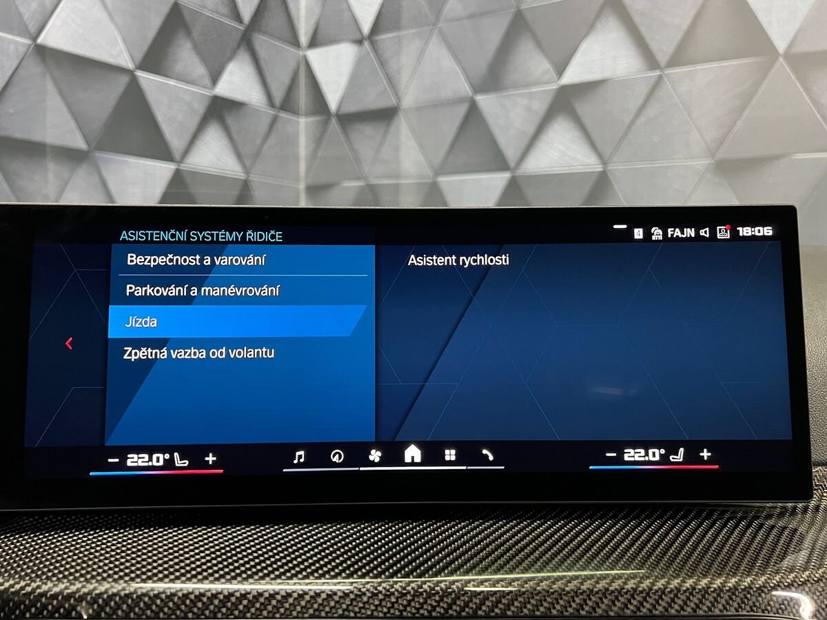 BMW M3 Sedan / Limuzína 3,0 l 390 kw