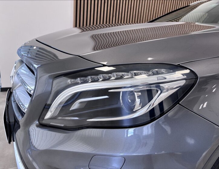 Mercedes-Benz GLA Kombi 1,6 l 90 kw