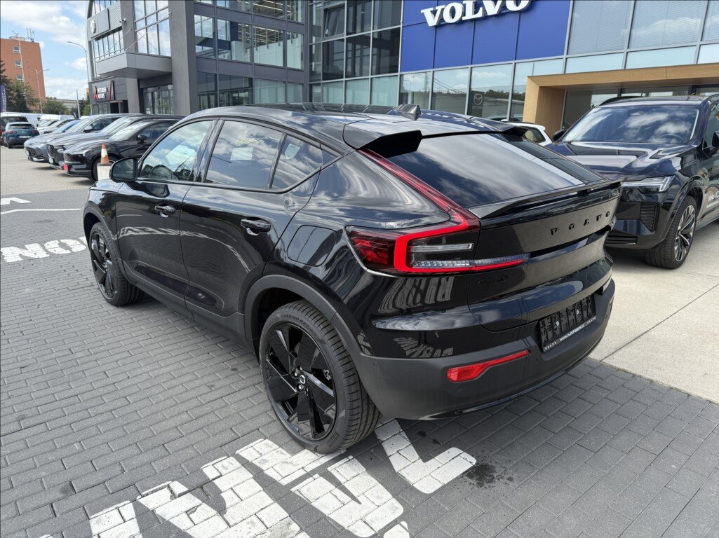 Volvo EC40 SUV / Terénní 0,0 185 kw