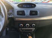 Renault Mégane Hatchback 1,6 l 74 kw