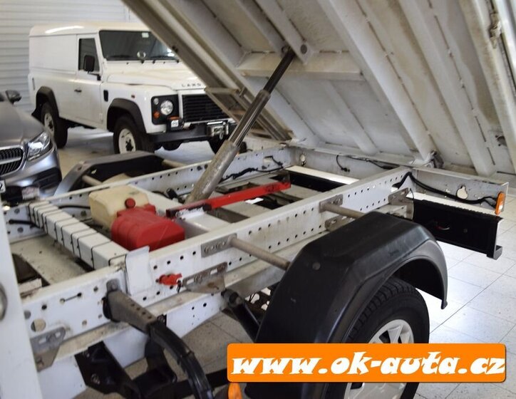 Ford Transit Sklápěč 2,0 l 125 kw