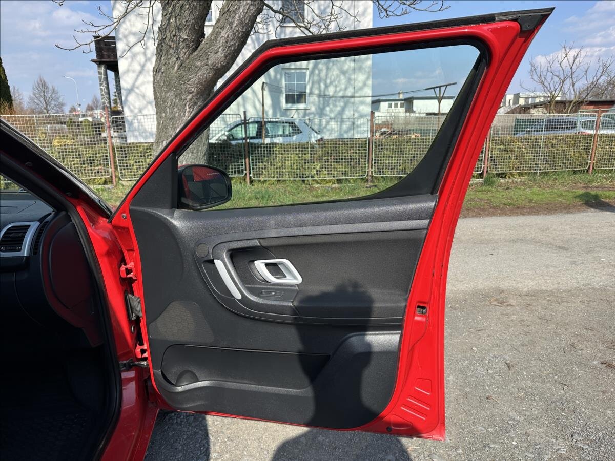 Škoda Roomster MPV 1,4 l 63 kw