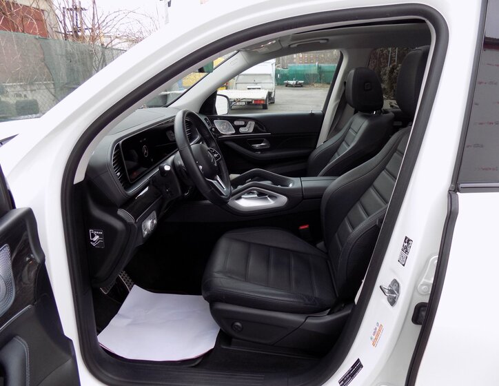 Mercedes-Benz GLS 16