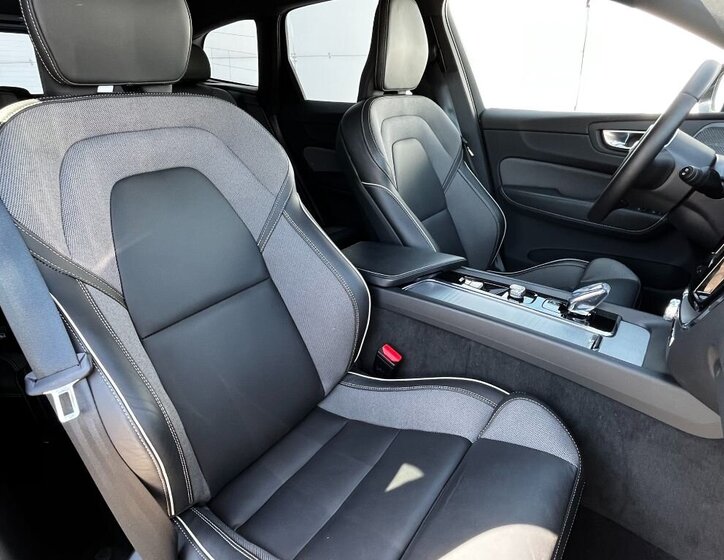 Volvo XC60 SUV / Terénní 2,0 l 0