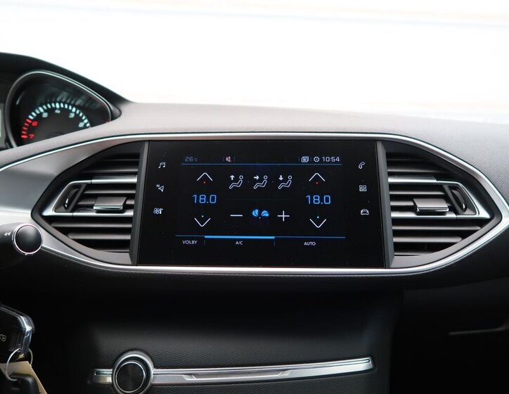 Peugeot 308 Hatchback 1,2 l 81 kw