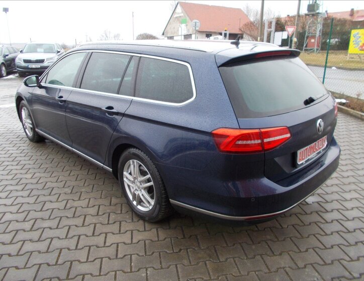 Volkswagen Passat Kombi 1,4 l 110 kw