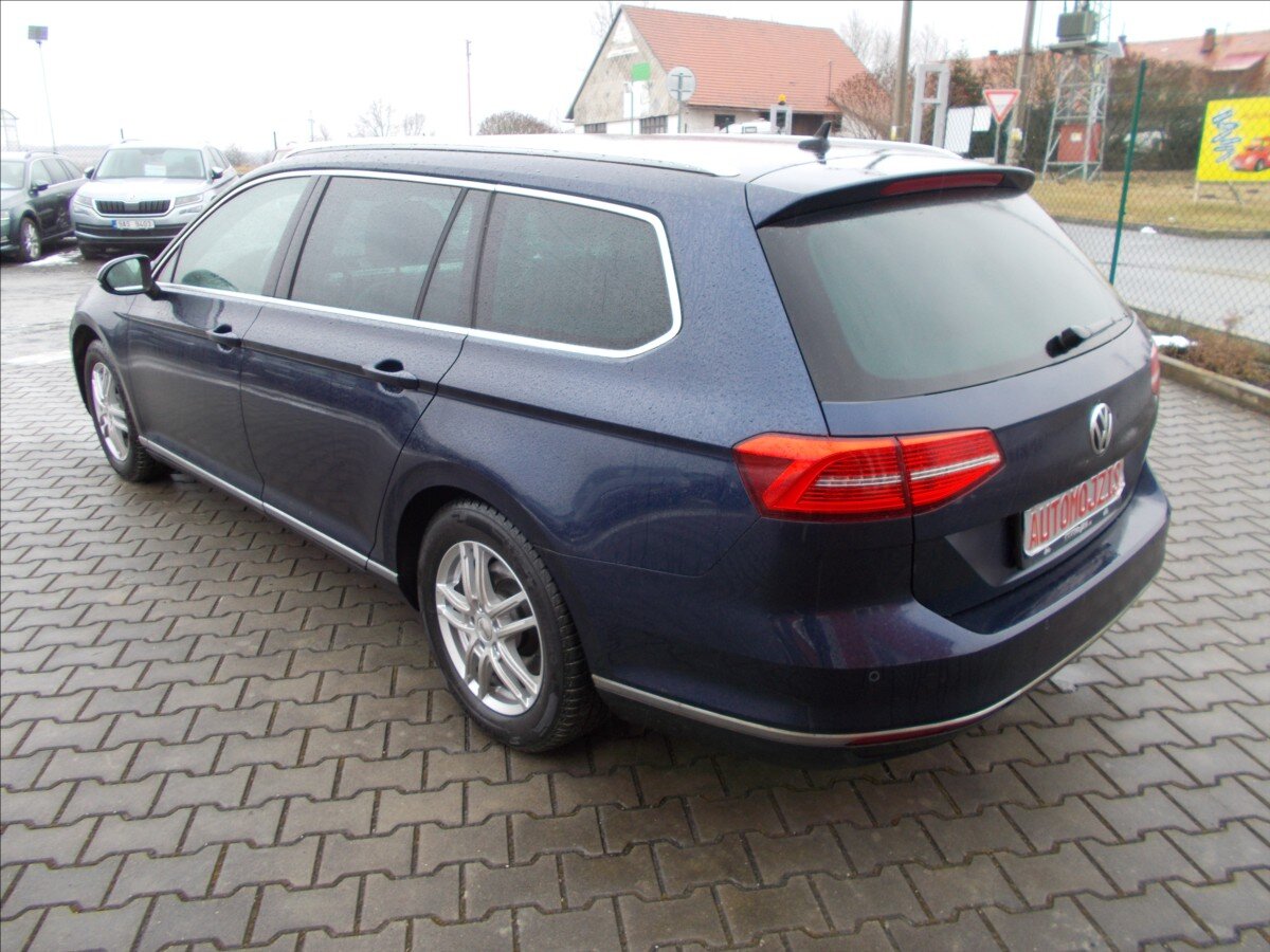 Volkswagen Passat Kombi 1,4 l 110 kw