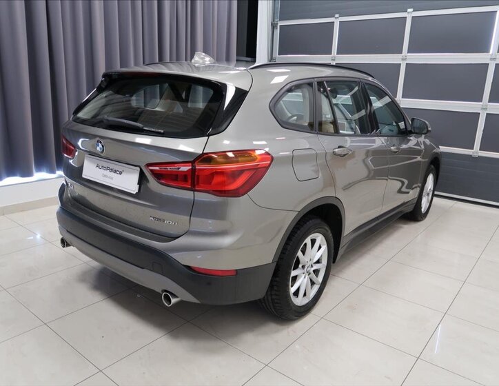 BMW X1 SUV 2,0 l 110 kw