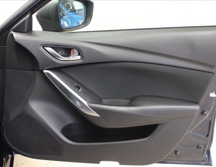 Mazda 6 Sedan 2,0 l 121 kw