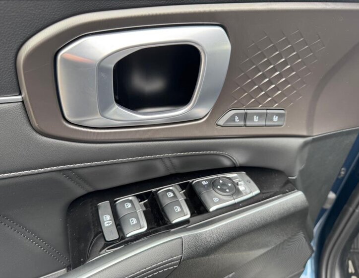 KIA Sorento SUV / Terénní 2,2 l 142 kw