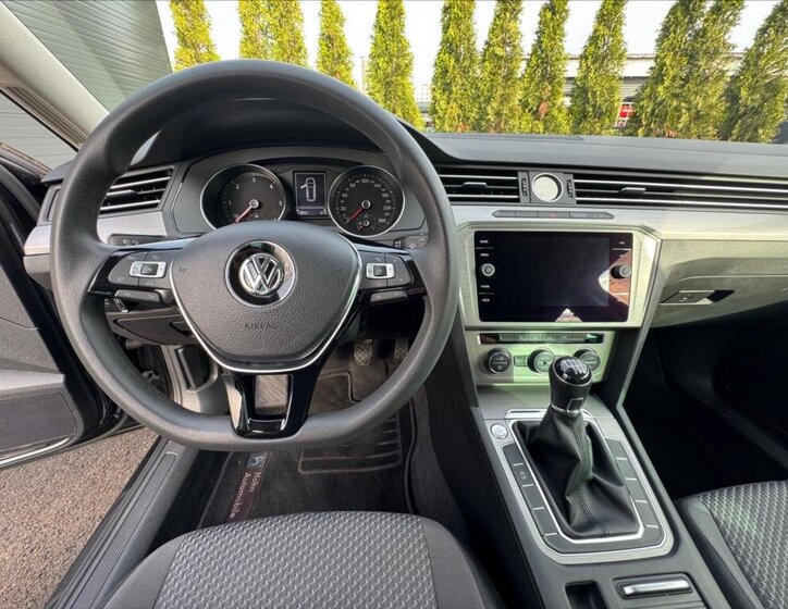 Volkswagen Passat Kombi 2,0 l 110 kw