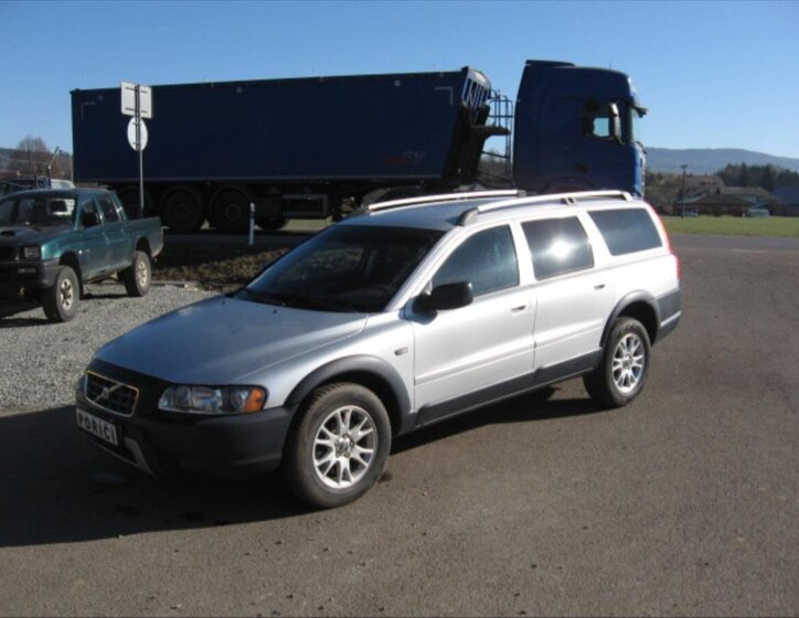 Volvo XC70 Kombi 2,4 l 120 kw