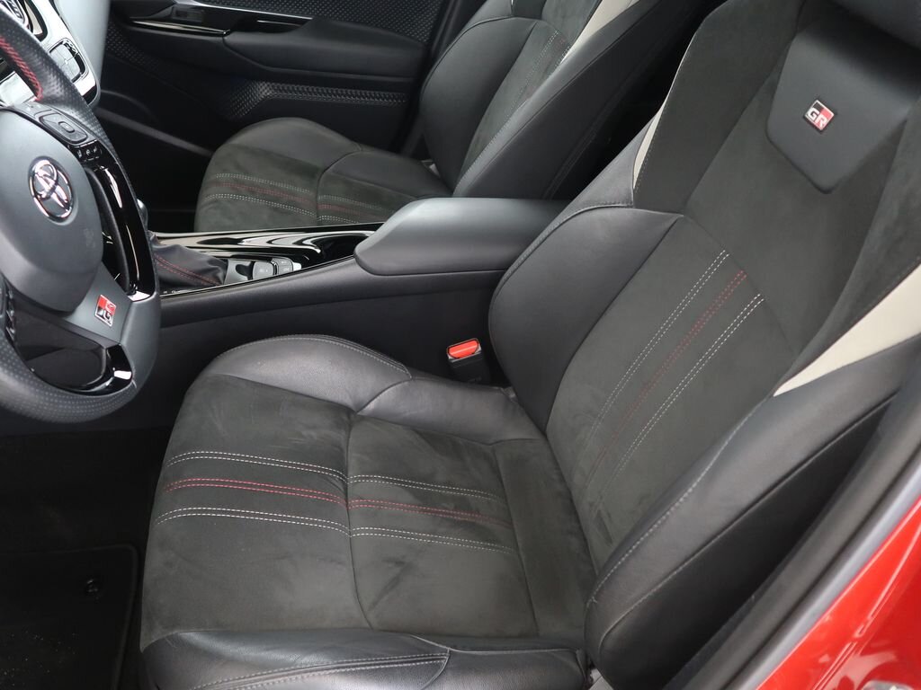 Toyota C-HR SUV 2,0 l 112 kw