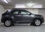 Toyota Yaris Cross 4