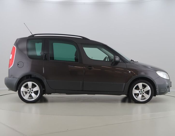 Škoda Roomster 4