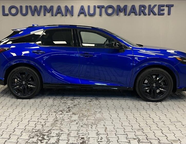 Lexus RX 500h SUV 2,4 l 273 kw
