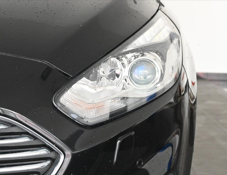 Ford S-MAX MPV 2,0 l 110 kw