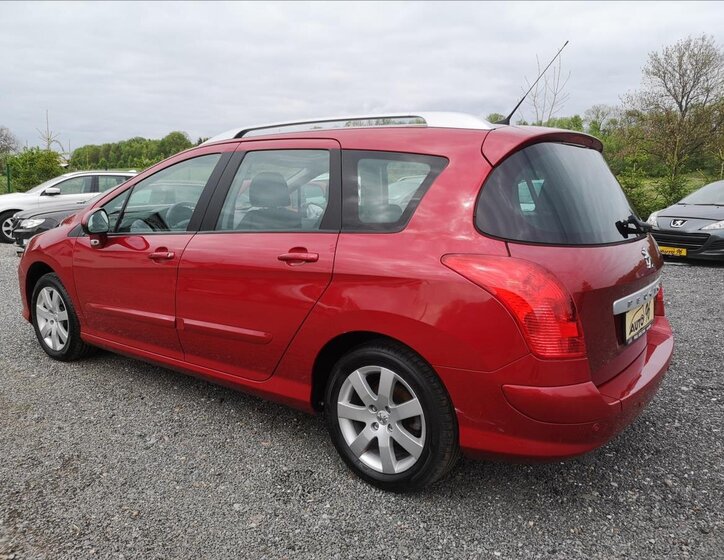 Peugeot 308 Kombi 1,6 l 80 kw