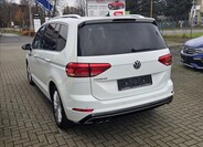 Volkswagen Touran 2