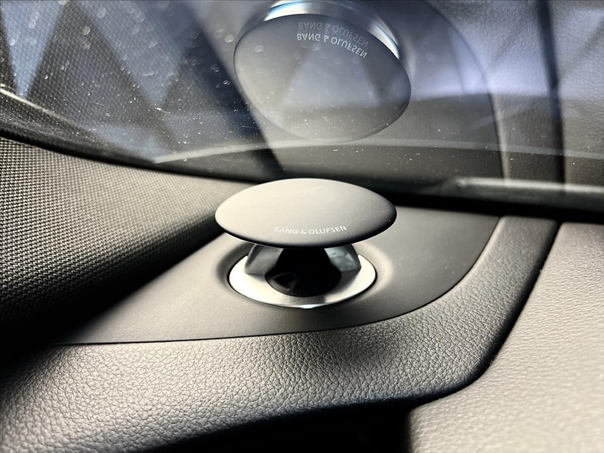 Audi S8 Sedan / Limuzína 4,0 l 382 kw