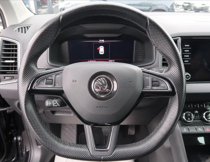 Škoda Karoq SUV 1,6 l 85 kw