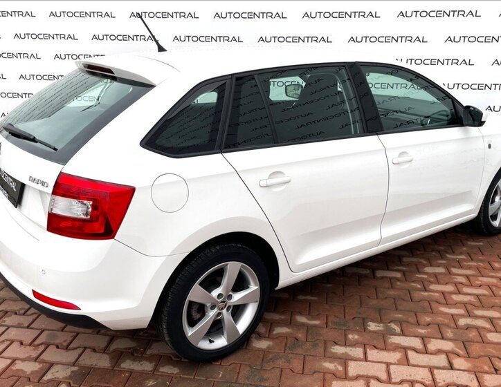 Škoda Rapid Hatchback 1,2 l 77 kw