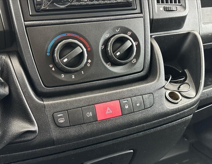 Peugeot Boxer Skříň 2,2 l 96 kw