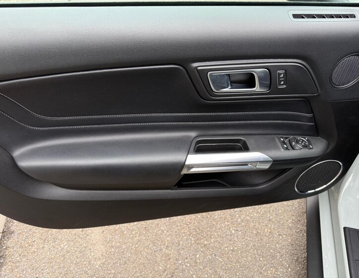 Ford Mustang Kupé 5,0 l 338 kw