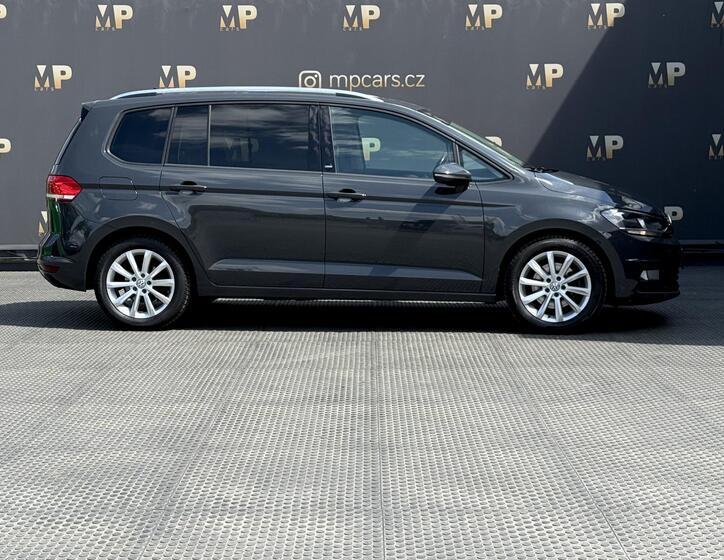 Volkswagen Touran 11