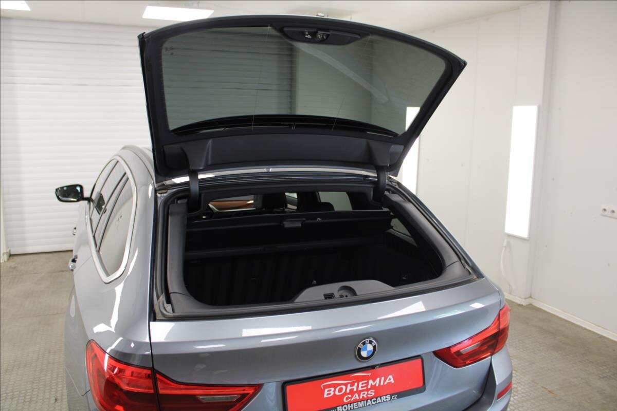 BMW Řada 5 Kombi 2,0 l 140 kw