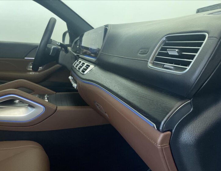 Mercedes-Benz GLE 17