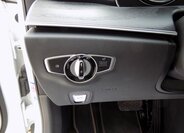 Mercedes-Benz Třídy E 27