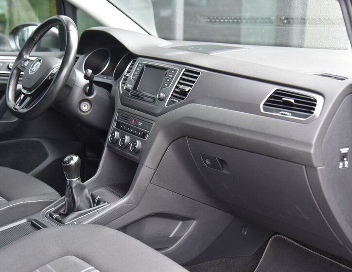 Volkswagen Golf Sportsvan MPV 1,2 l 81 kw