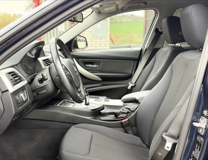 BMW Řada 3 Sedan / Limuzína 3,0 l 225 kw