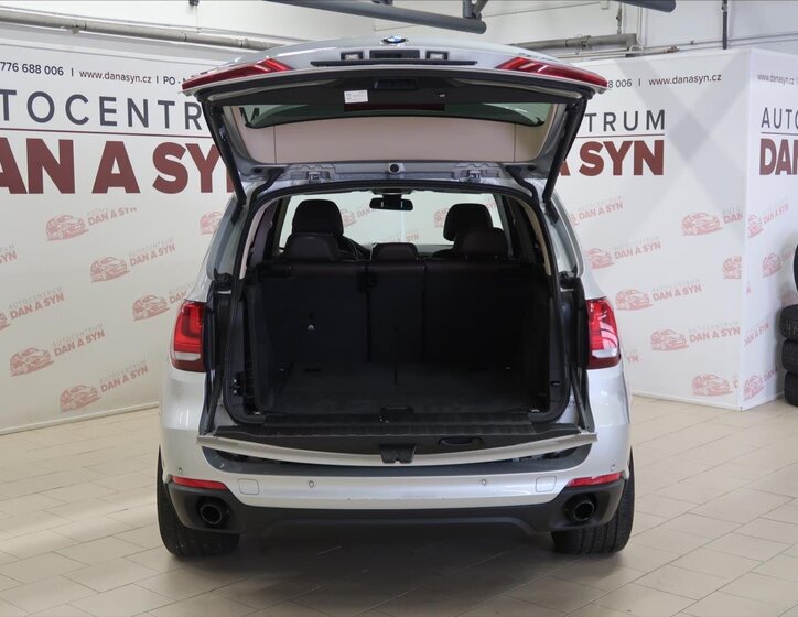 BMW X5 SUV / Terénní 2,0 l 160 kw