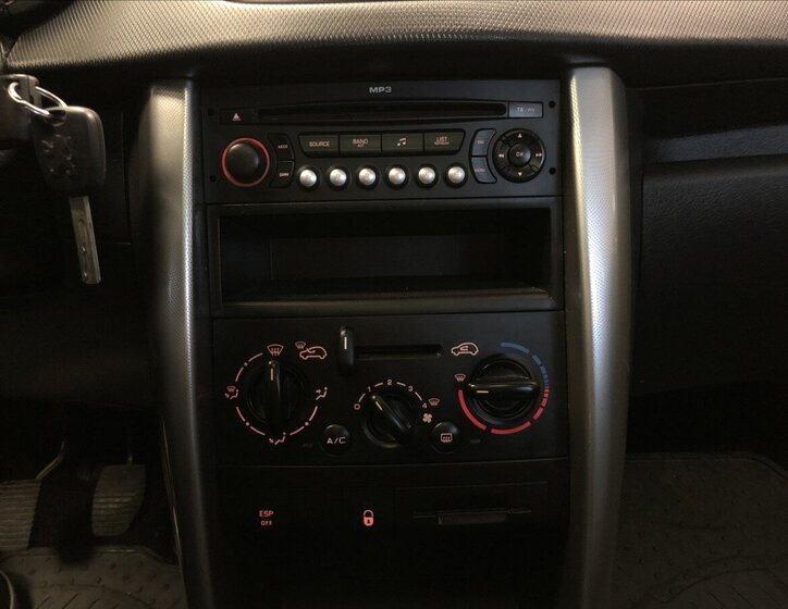 Peugeot 207 Kombi 1,4 l 70 kw