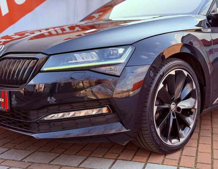 Škoda Superb Sedan / Limuzína 2,0 l 140 kw