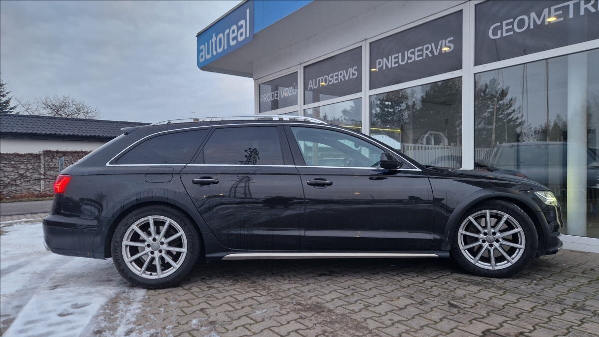 Audi A6 Allroad Kombi 3,0 l 235 kw