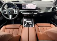 BMW X5 8