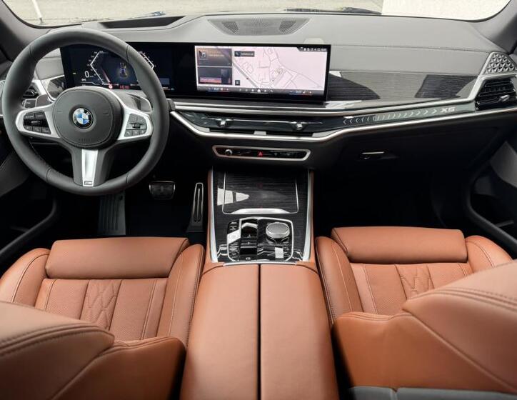 BMW X5 8