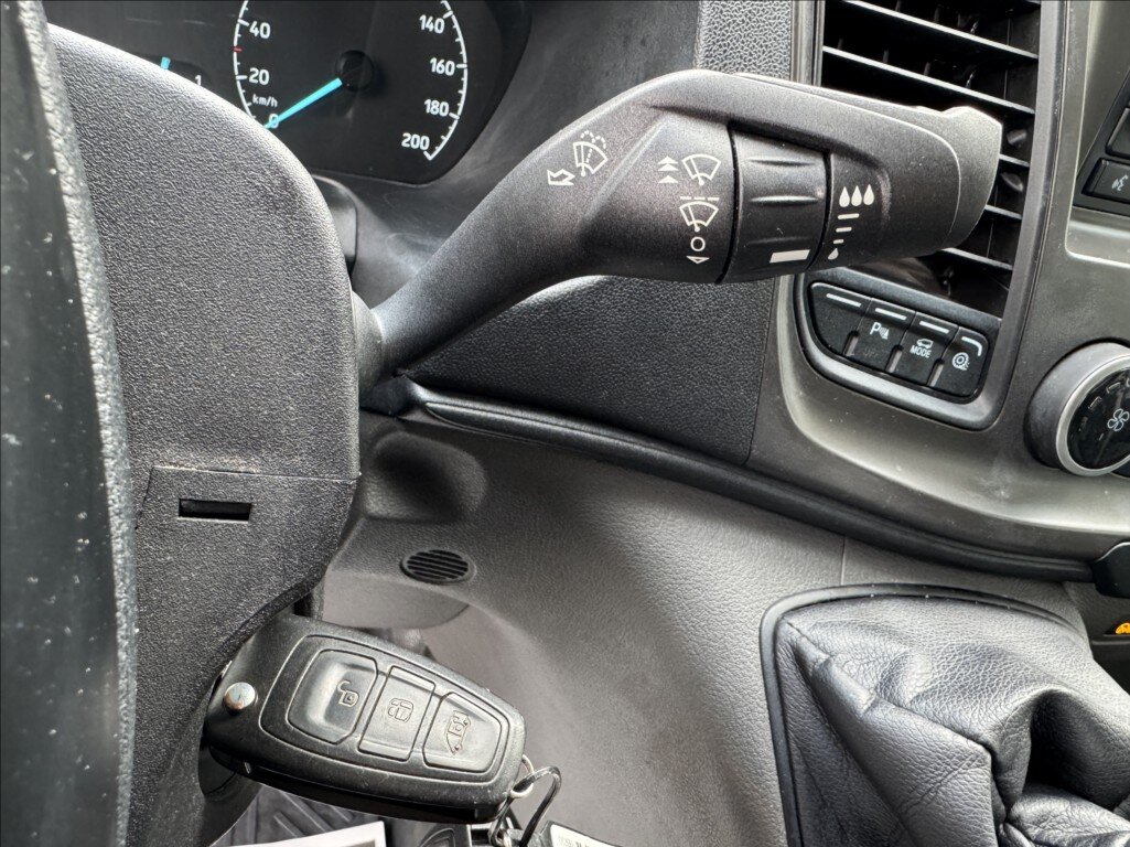 Ford Transit Custom Kombi 2,0 l 96 kw